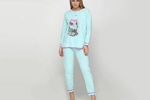 Из каких тканей нужно приобрести пижамы для своего магазина?